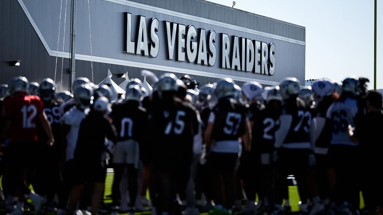 Pete Carroll’s all-in mentality sets lofty, but welcome