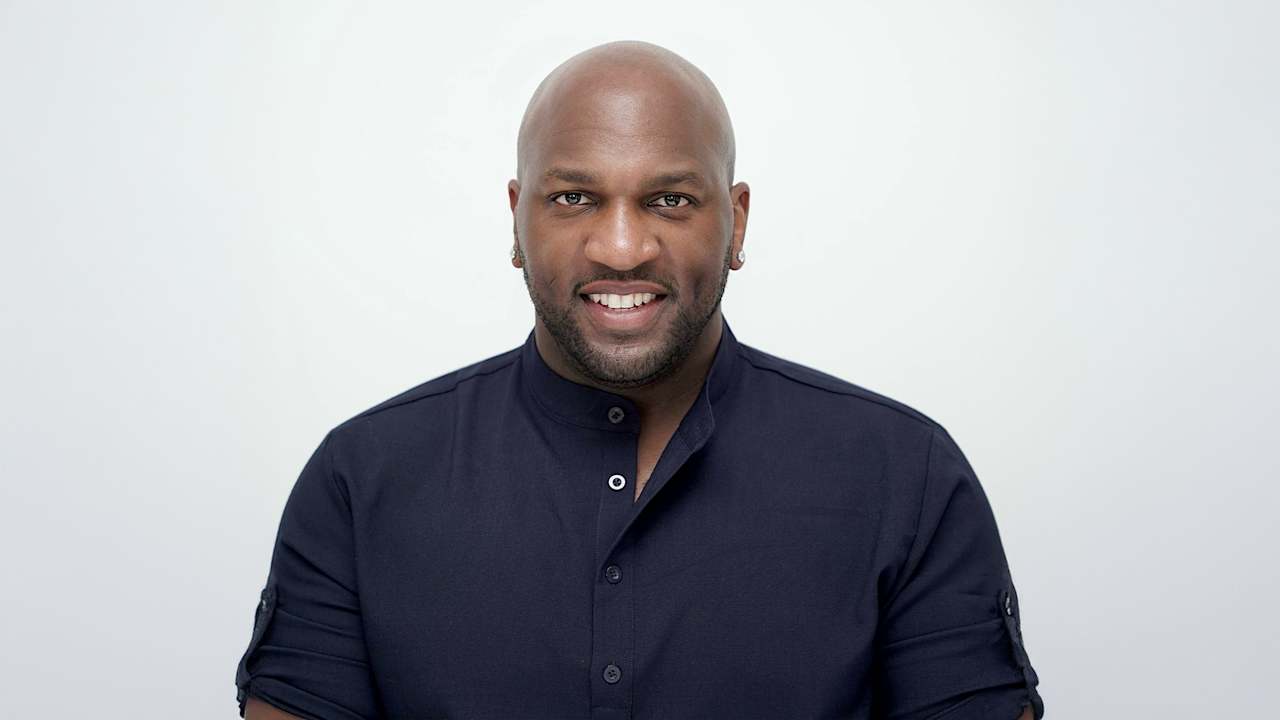 Former linebacker Kirk Morrison named Raiders radio analyst